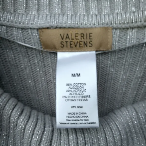 SOLD !! 🆕💥 Designer Valerie Stevens Silver MTLC Sweater NWT Medium - Picture 7 of 12